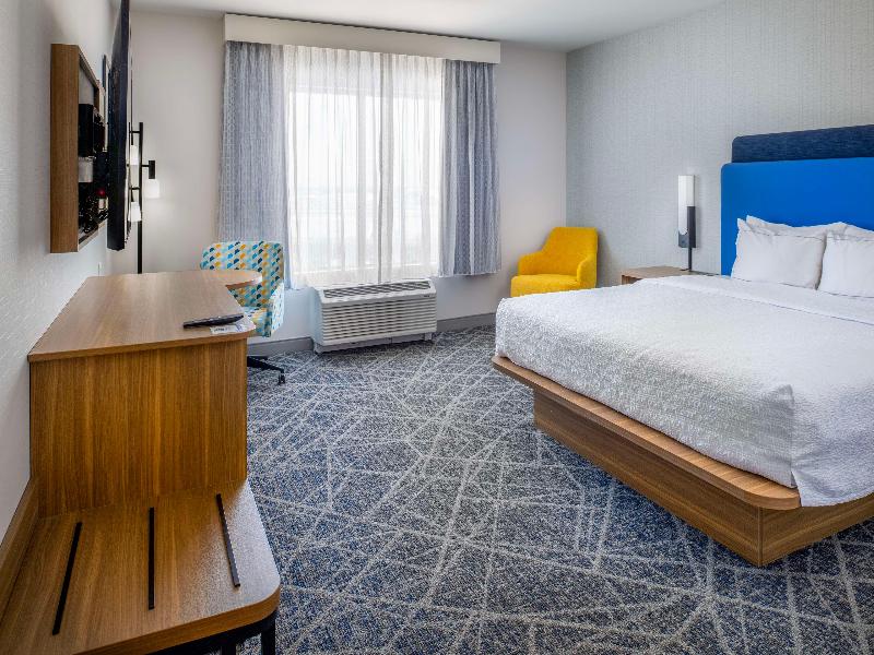 Hampton Inn By Hilton St. Louis Airport image