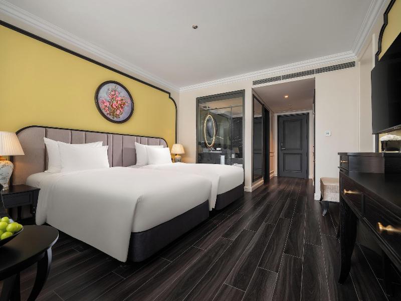T Boutique Hotel image