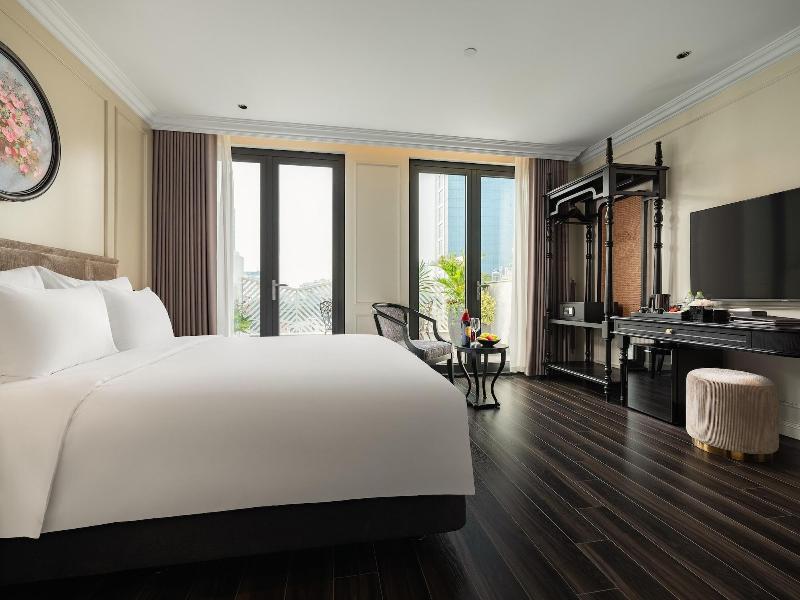 T Boutique Hotel image