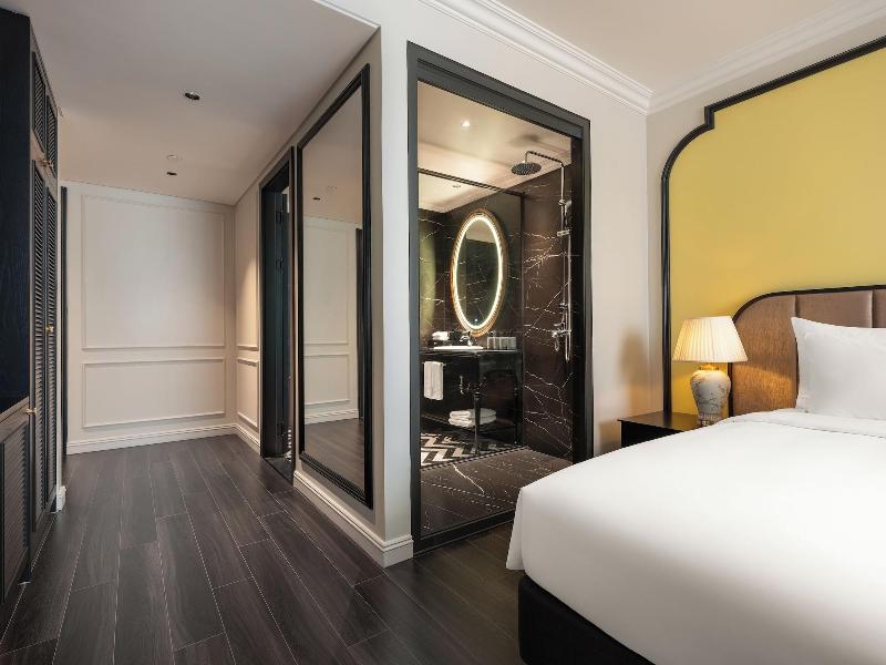 T Boutique Hotel image