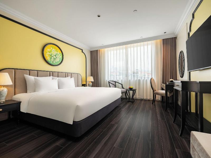 T Boutique Hotel image