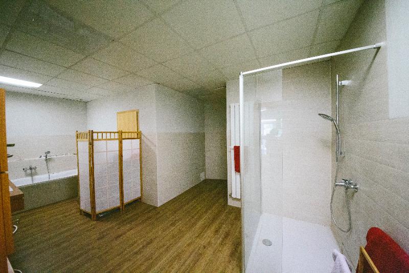Große Und Voll Ausgestattete Apartments Im Grünen image