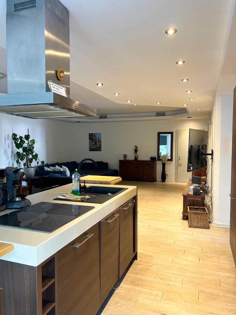 Große Und Voll Ausgestattete Apartments Im Grünen image