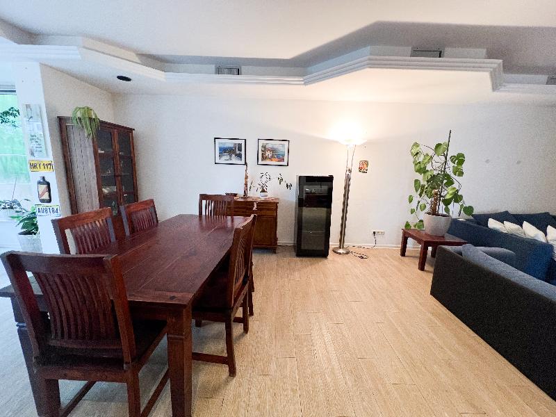 Große Und Voll Ausgestattete Apartments Im Grünen image
