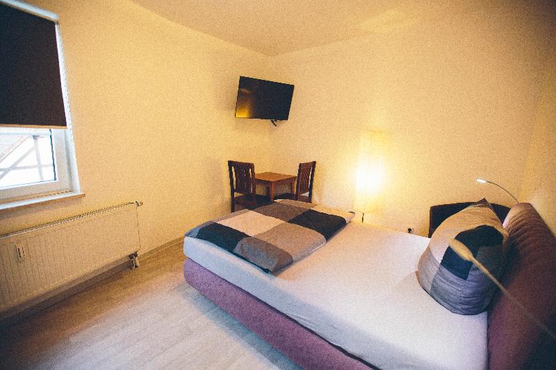 Große Und Voll Ausgestattete Apartments Im Grünen image