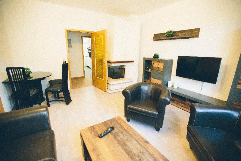 Große Und Voll Ausgestattete Apartments Im Grünen image