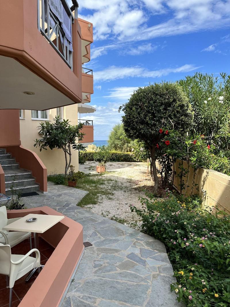 Iolkos Hotel Apartments image