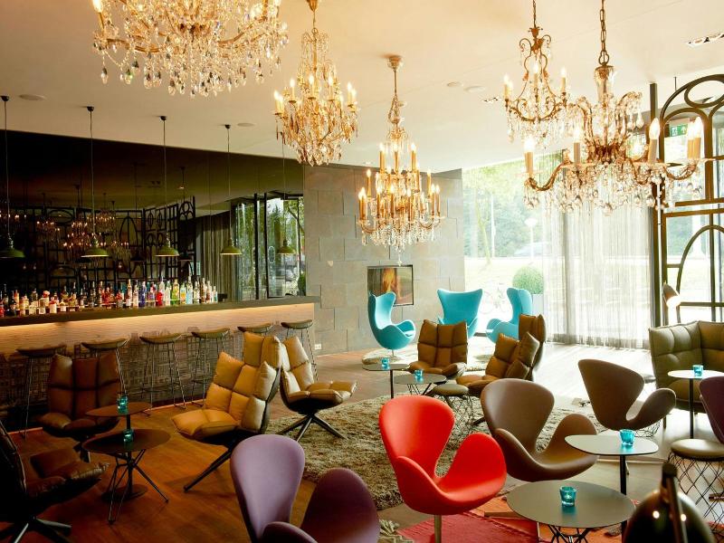 Motel One Amsterdam image