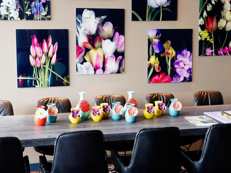 Motel One Amsterdam image