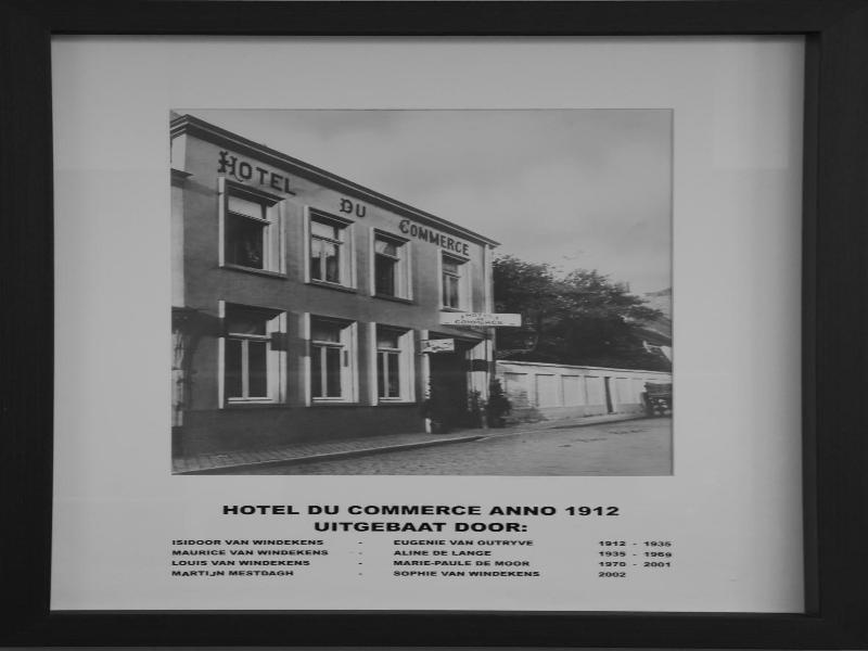 Hotel Du Commerce image