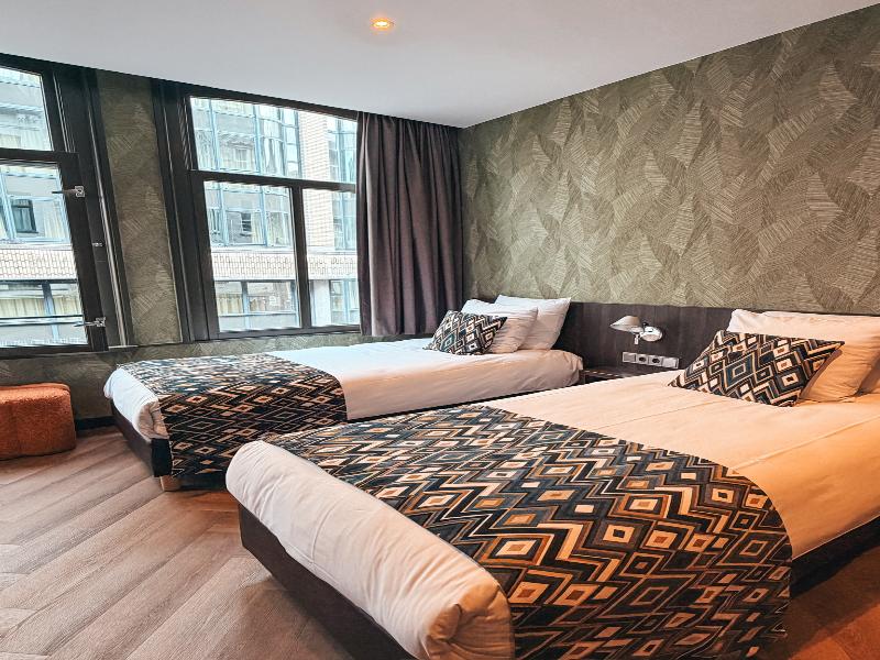 Hotel Damsquare image