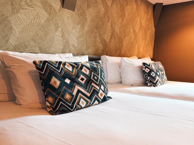 Hotel Damsquare image