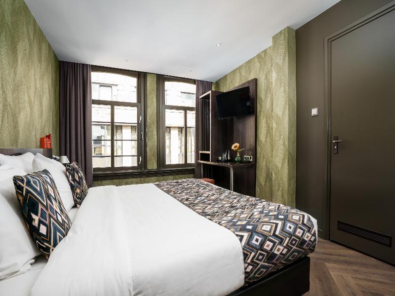 Hotel Damsquare image
