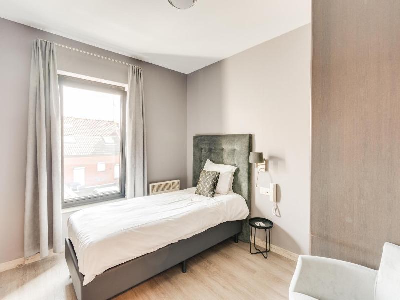 Hotel Italia image