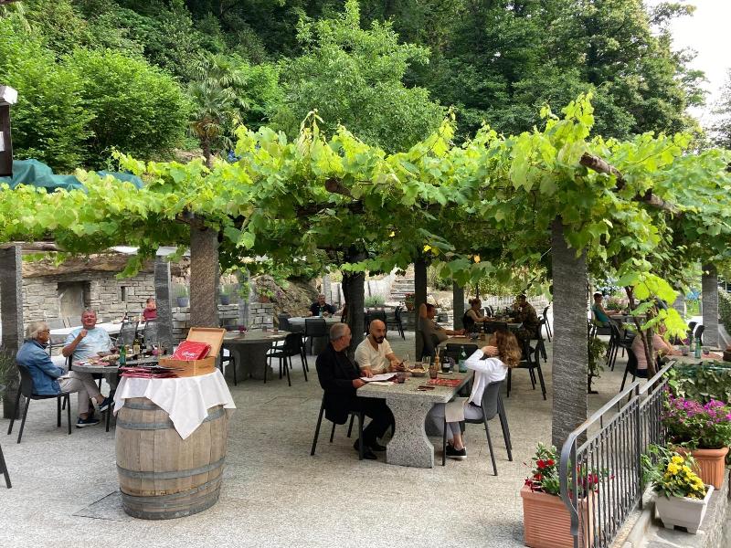 Hotel Ristorante Grotto Serta image