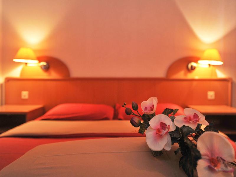 Hotel Ristorante Grotto Serta image