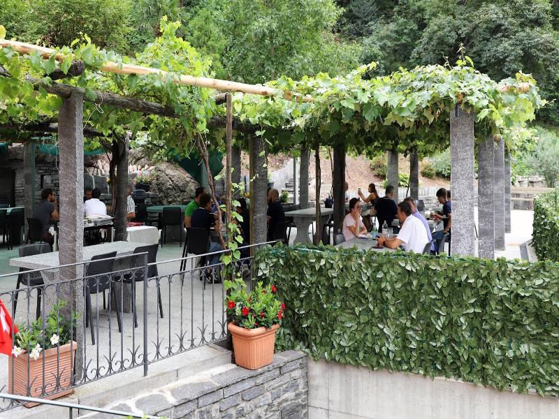 Hotel Ristorante Grotto Serta image