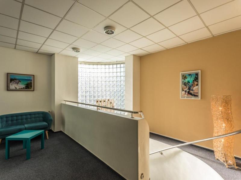 Sareza Hotel image