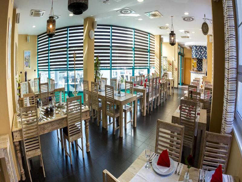 Sareza Hotel image