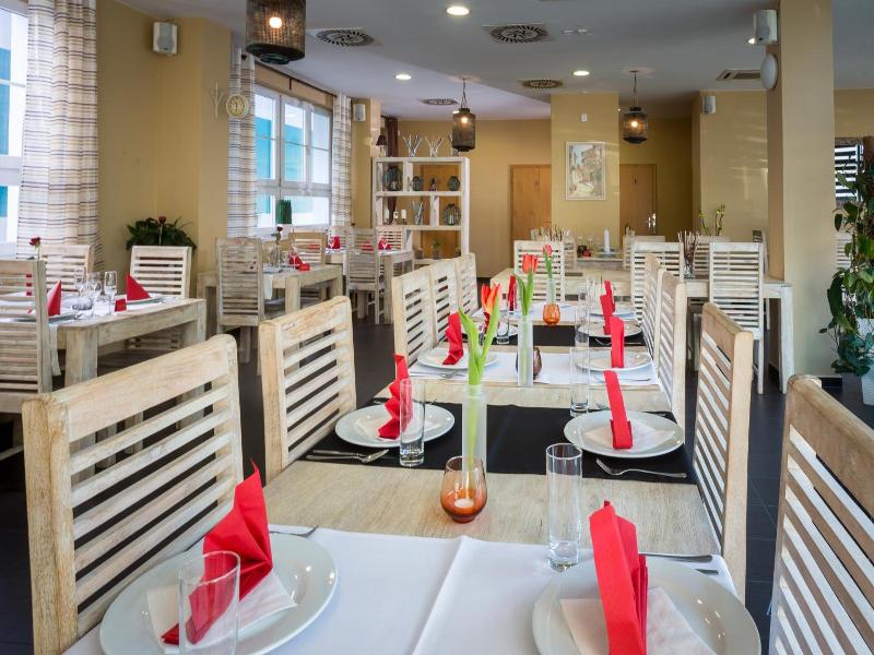 Sareza Hotel image