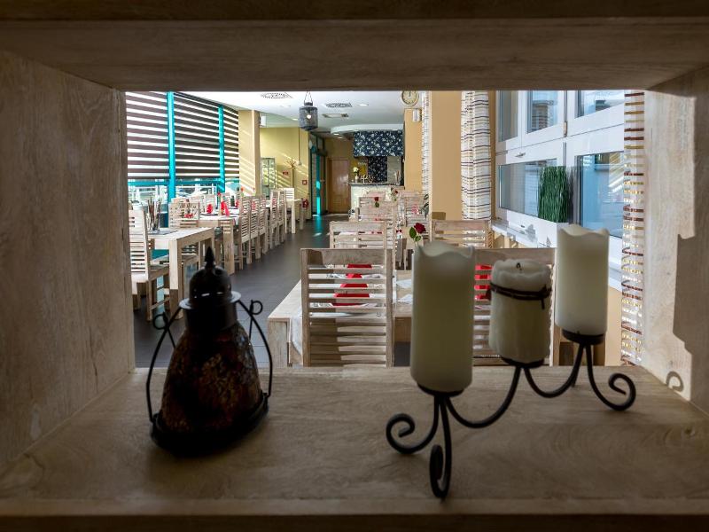 Sareza Hotel image