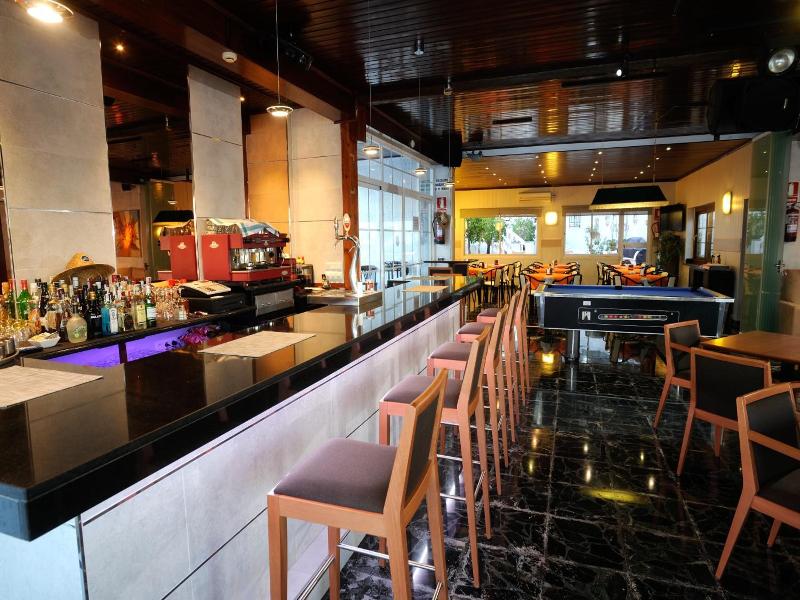 Hotel Complejo Los Rosales image