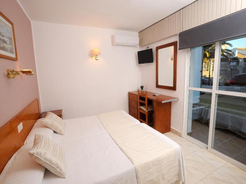 Hotel Complejo Los Rosales image