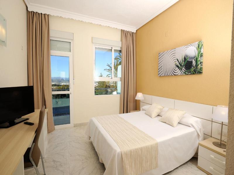 Hotel Complejo Los Rosales image