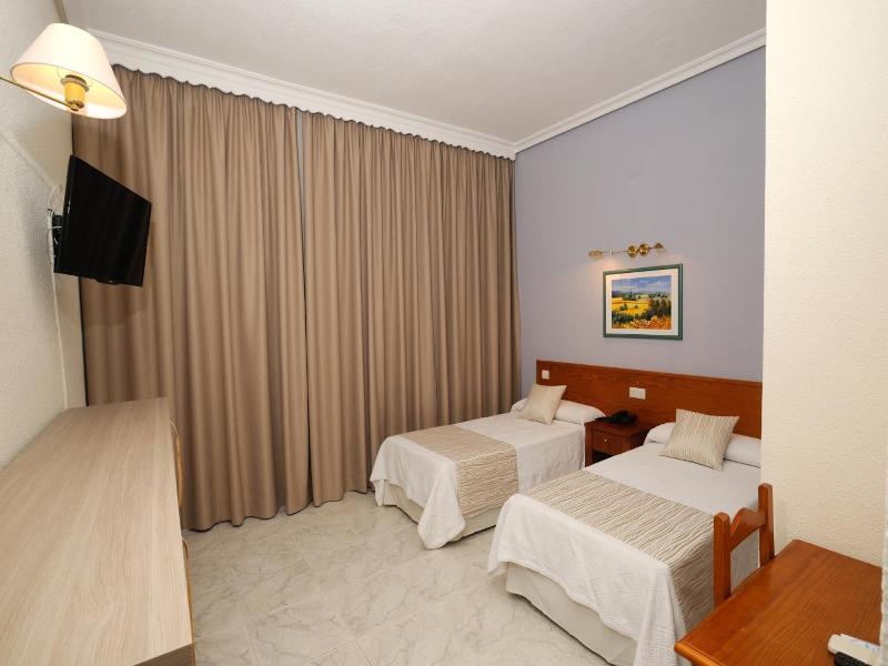 Hotel Complejo Los Rosales image
