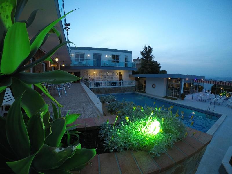 Hotel Complejo Los Rosales image