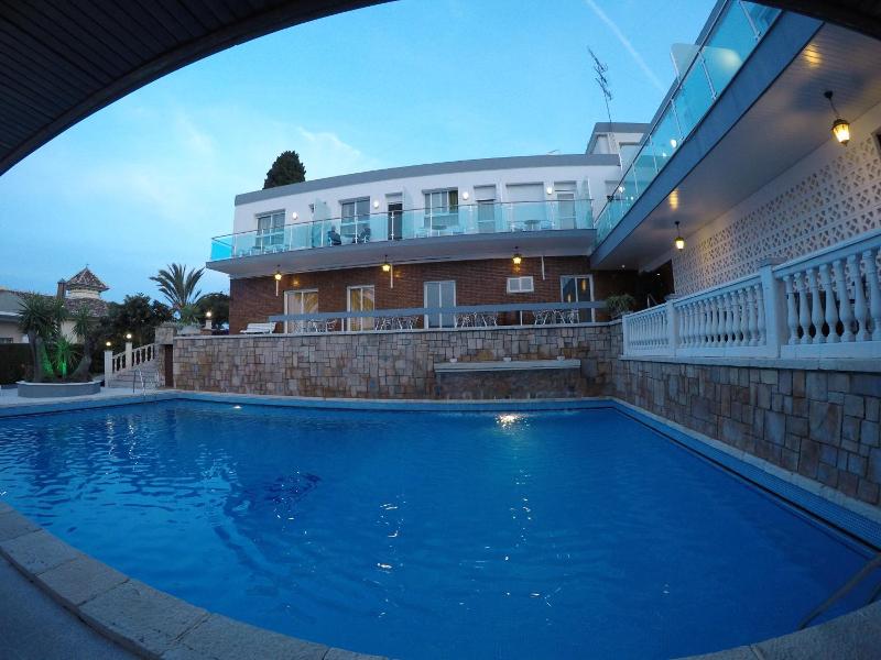 Hotel Complejo Los Rosales image