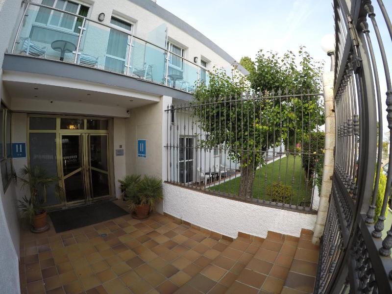 Hotel Complejo Los Rosales image