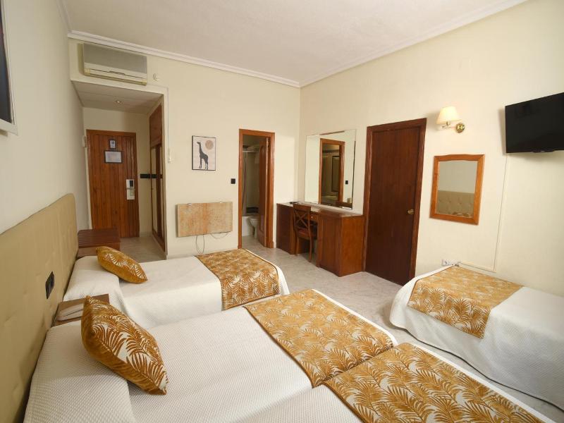 Hotel Complejo Los Rosales image