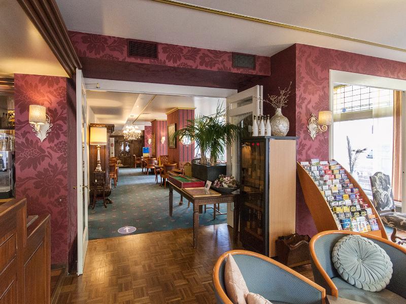 Grand Hotel Monopole image