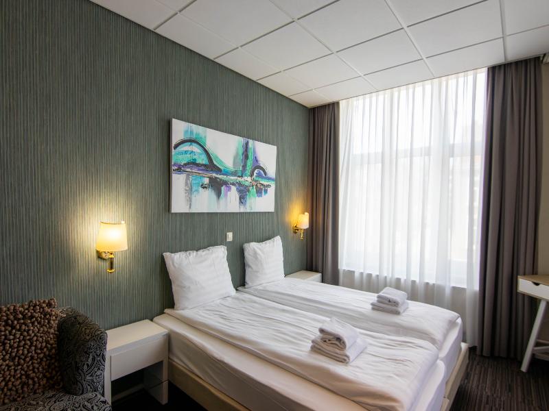 Grand Hotel Monopole image