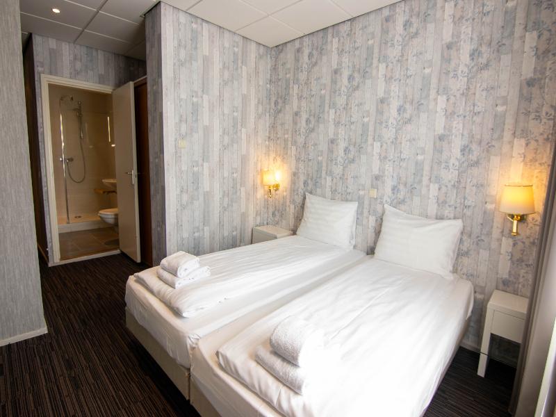 Grand Hotel Monopole image