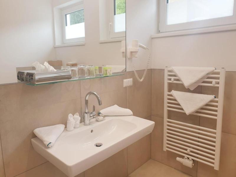 Hotel Garni Wurzer image