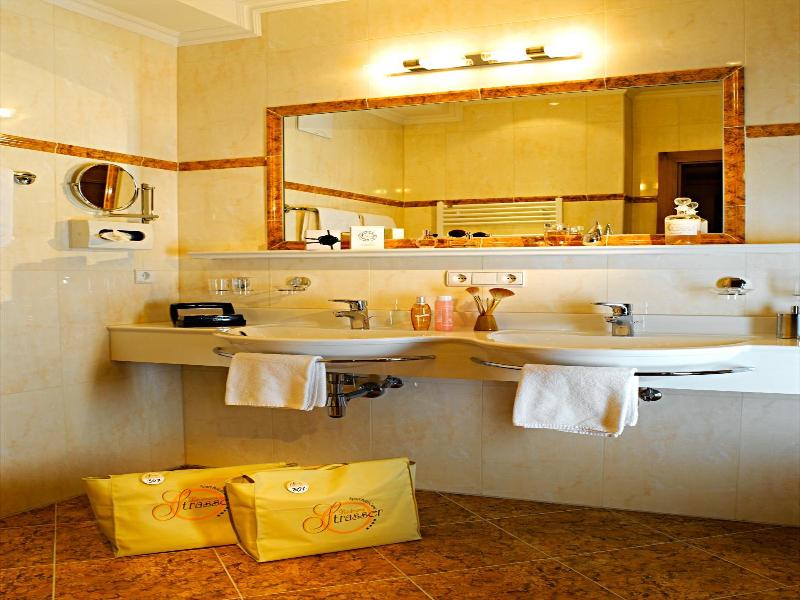 Apart Hotel Garni Strasser image