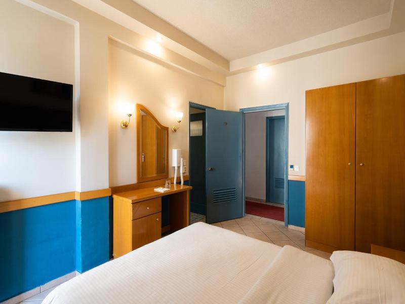 Hotel Ntinas image