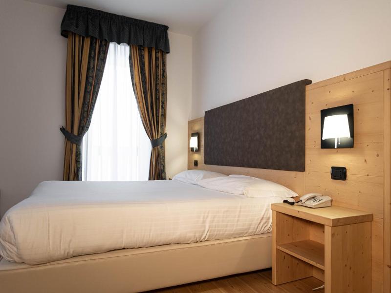 Hotel Plank image