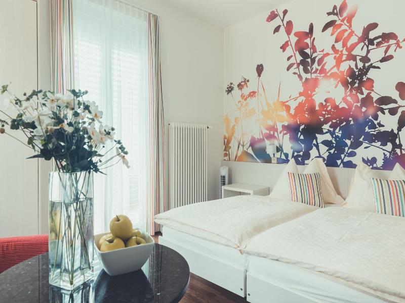 Hotel Tobler image
