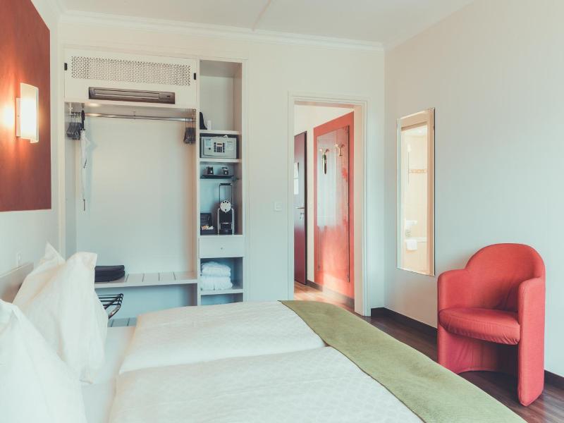 Hotel Tobler image