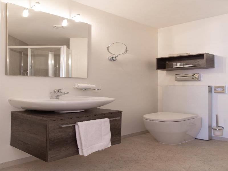 Hotel Tobler image