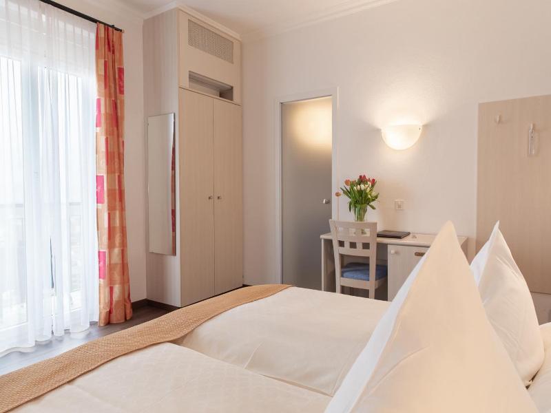Hotel Tobler image