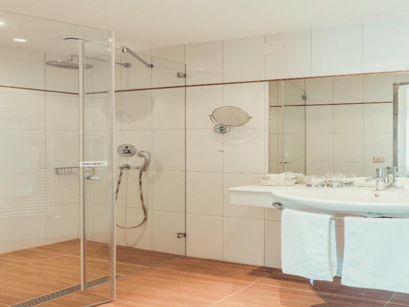 Hotel Tobler image
