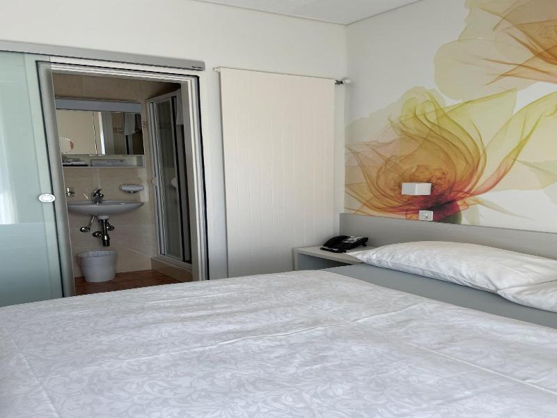 Hotel Tobler image