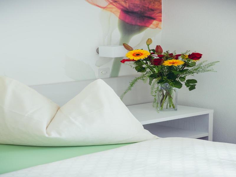 Hotel Tobler image