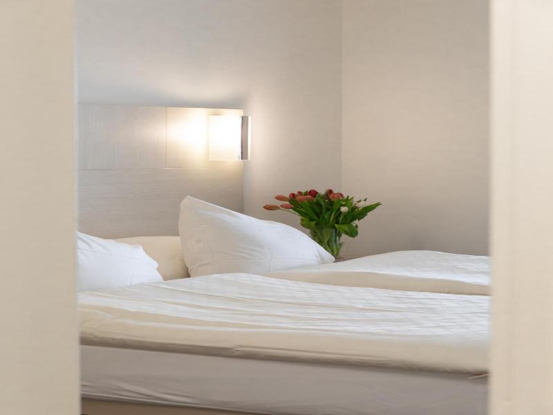 Hotel Tobler image
