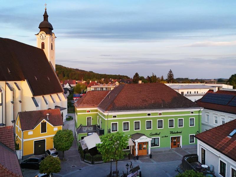 Gasthof Zur Linde image