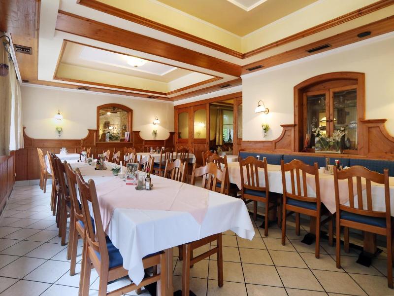 Gasthof Zur Linde image